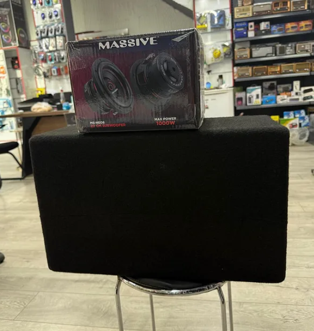 Massive Ms-NEO8 Yer Kaplamaz L Port Kabinli 1000Wat 300W Rms 20 Cm Subwoofer minik dev Bas