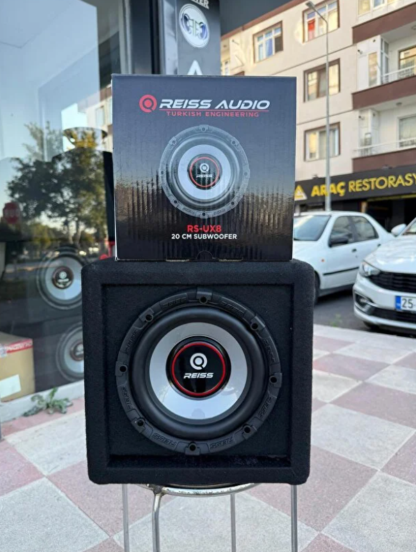Reiss Audio Rs-Ux8 Yer Kaplamaz Mini Kabinli 600Wat 200W Rms 20 Cm Subwoofer minik dev Bas